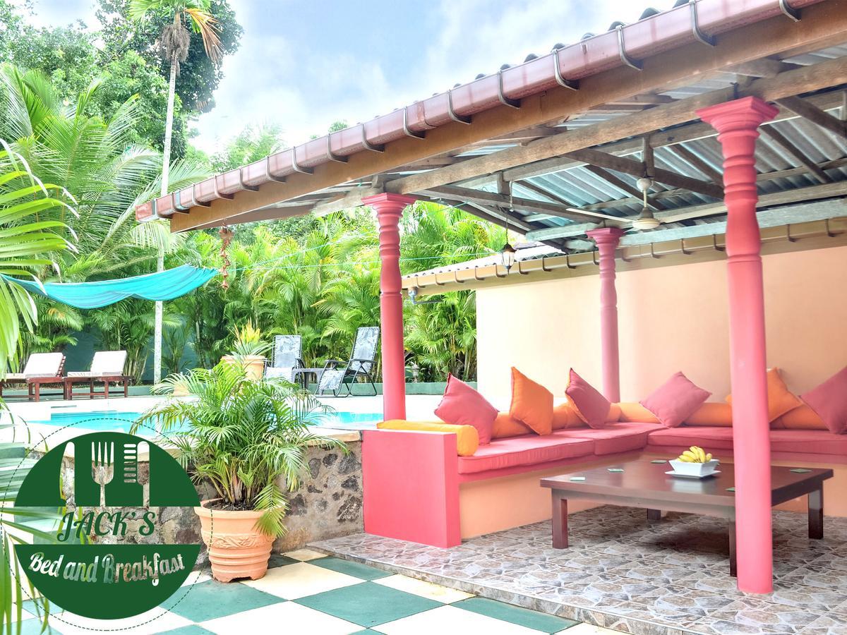Jacks Bed And Breakfast Talpe Εξωτερικό φωτογραφία