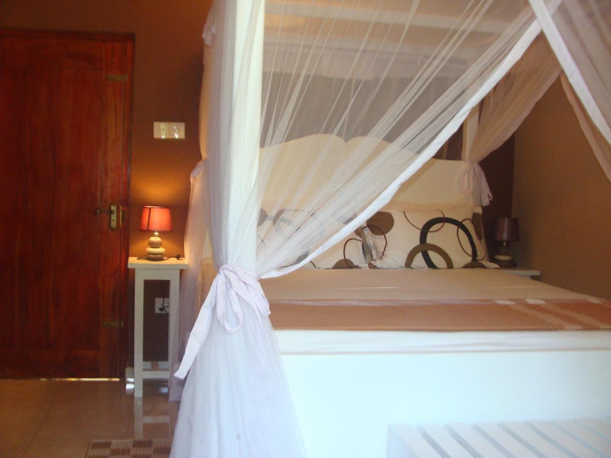 Jacks Bed And Breakfast Talpe Εξωτερικό φωτογραφία