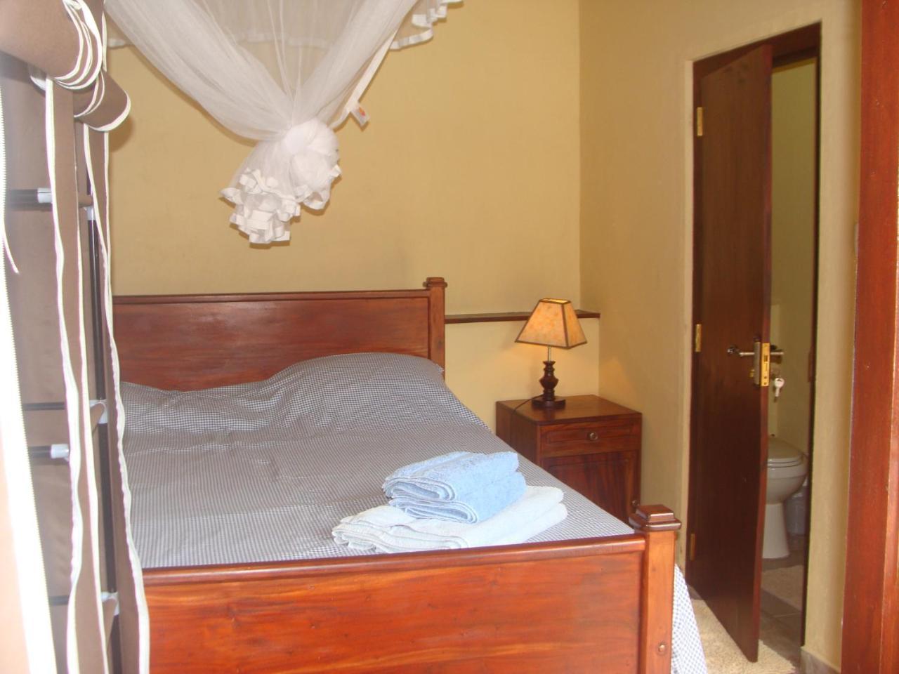 Jacks Bed And Breakfast Talpe Εξωτερικό φωτογραφία