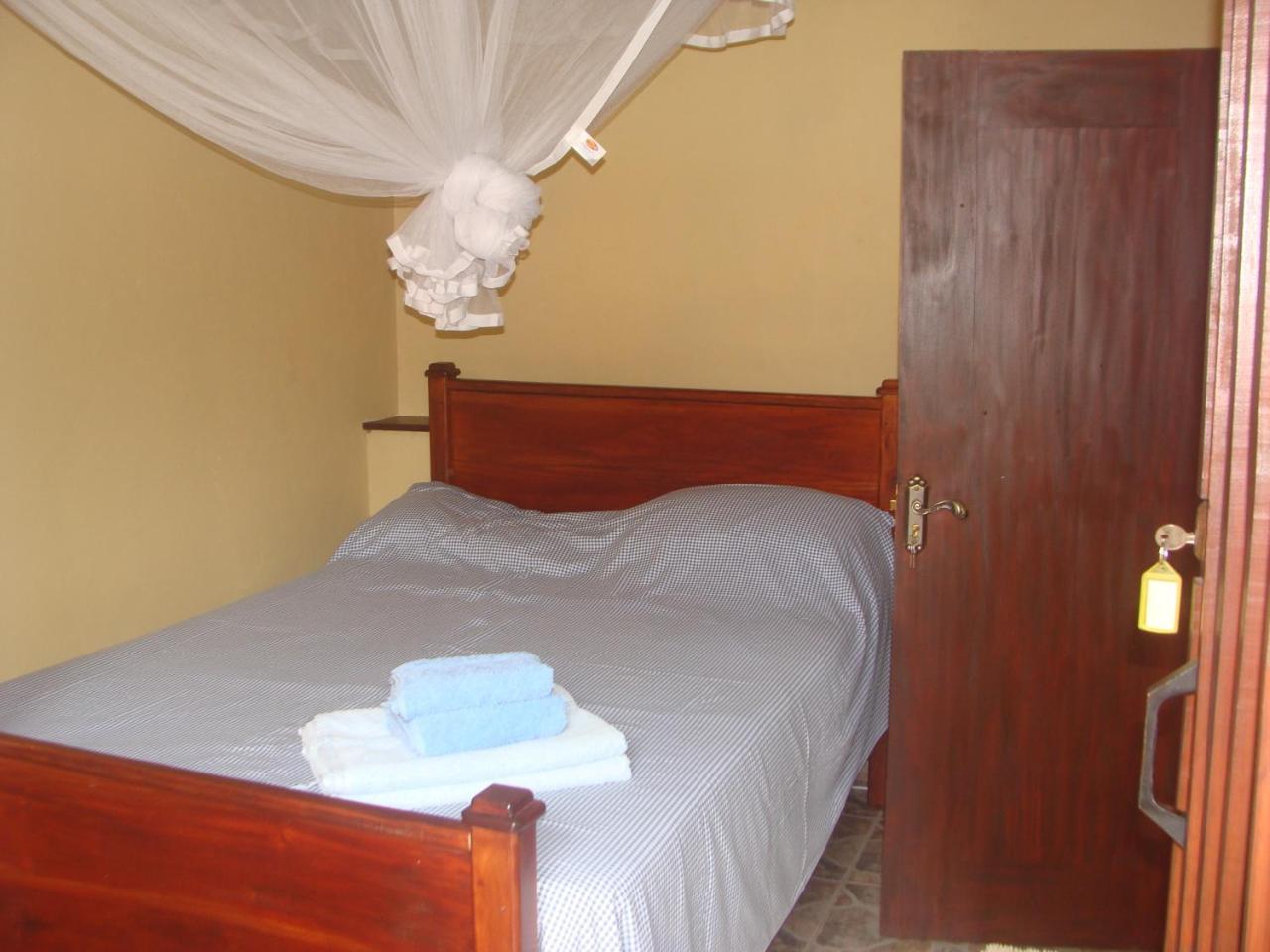Jacks Bed And Breakfast Talpe Εξωτερικό φωτογραφία
