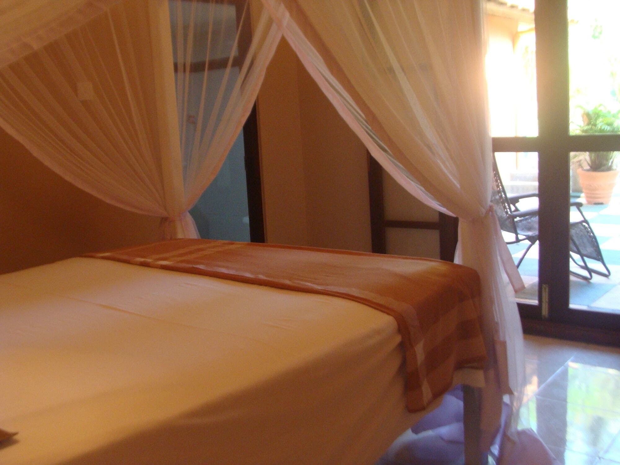 Jacks Bed And Breakfast Talpe Εξωτερικό φωτογραφία